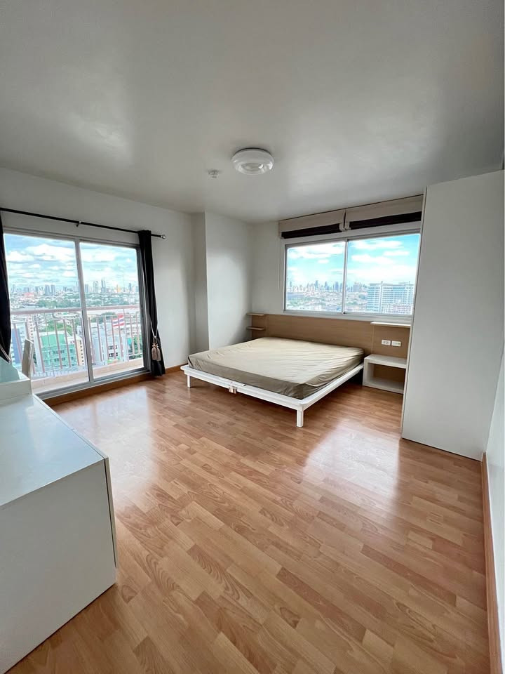 ⭐️City Home Ratchada-Pin Klao for sale, City Home Ratchada-Pin Klao, large family room, Chao Phraya River view, near MRT Bang O ✅ with regular parking in the title deed.