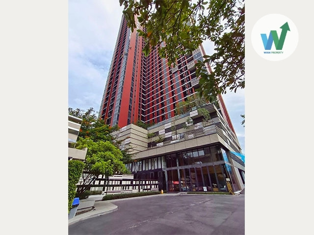 Condo for sale Rama 9 The BASE, corner room, cheap price, fully furnished, 1 bedroom, 5th floor, free transfer, near A-Link Square The Nie Rama 9. Condo for sale Rama 9 The BASE, corner room, cheap price, fully furnished, 1 bedroom, 5th floor, free transfer, near A-Link Square The Nie Rama 9.