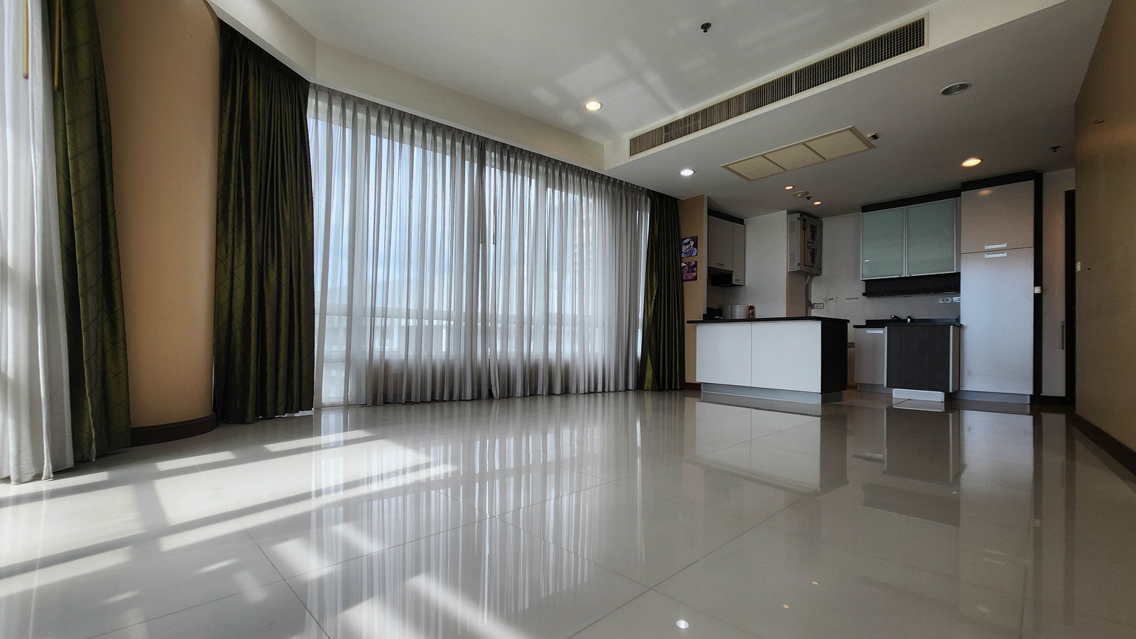 ขาย/เช่า ดุสิต สวีทส์ ราชดำริ แบงค็อก  Dusit Suites Ratchadamri Bangkok 2 ห้องนอน 2 ห้องน้ำ – รูปที่ 3