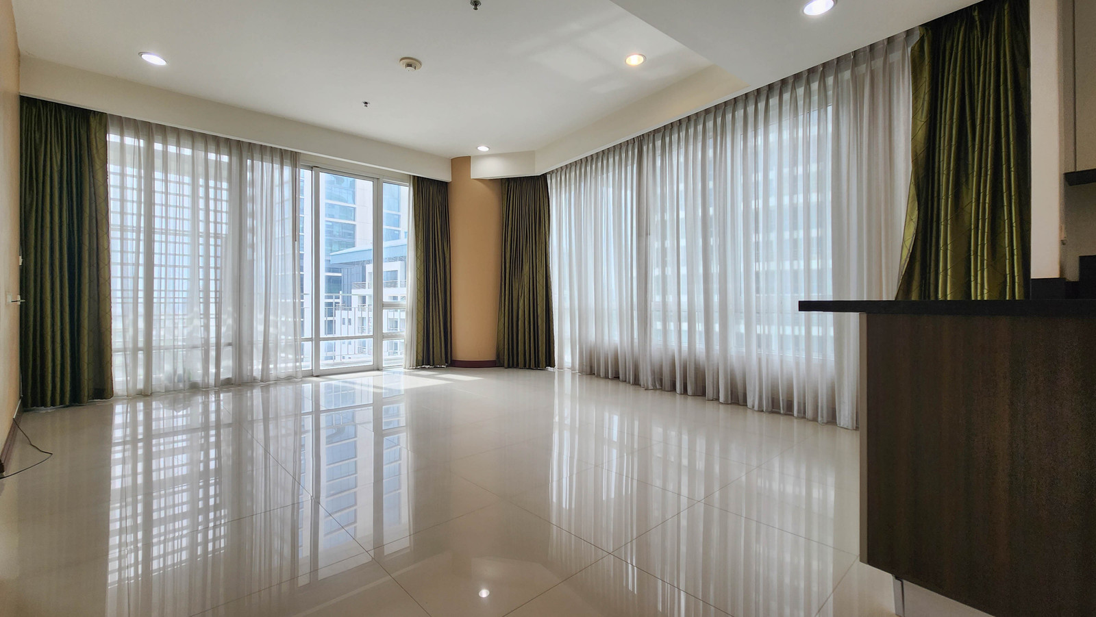 ขาย/เช่า ดุสิต สวีทส์ ราชดำริ แบงค็อก Dusit Suites Ratchadamri Bangkok 2 ห้องนอน 2 ห้องน้ำ ขาย/เช่า ดุสิต สวีทส์ ราชดำริ แบงค็อก Dusit Suites Ratchadamri Bangkok 2 ห้องนอน 2 ห้องน้ำ