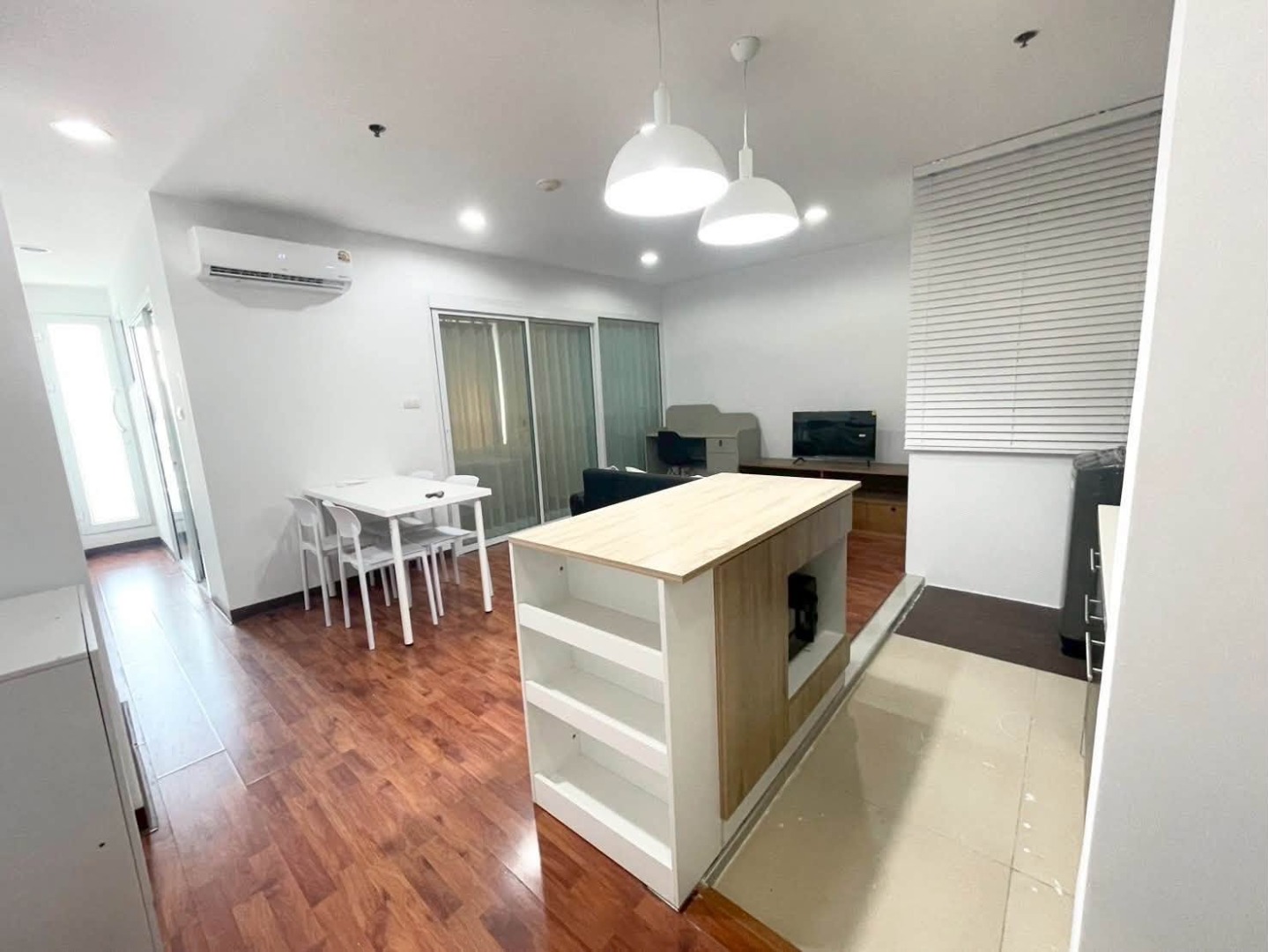🌆 **Bangkok Horizon Ramkhamhaeng | Pet Friendly | 40 ตร.ม. วิวสวย ใกล้ MRT ลำสาลี 🐾**