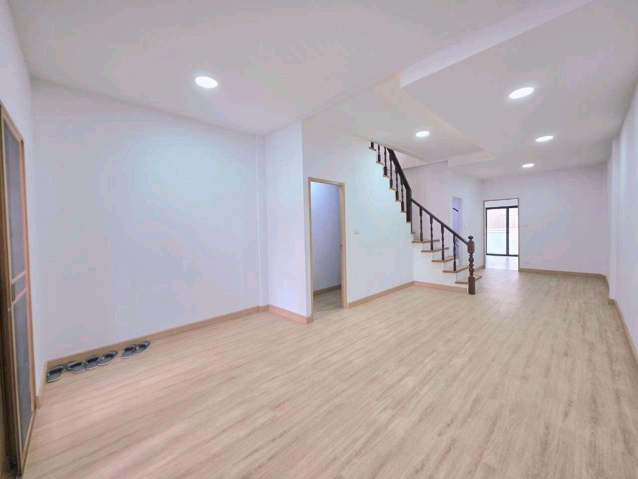 🏡ขาย ทาวน์เฮ้าส์ ซอย ประชาอุทิศ54 แยก6 ทำเลดี รีโนเวทใหม่ สวยพร้อมอยู่ – รูปที่ 4