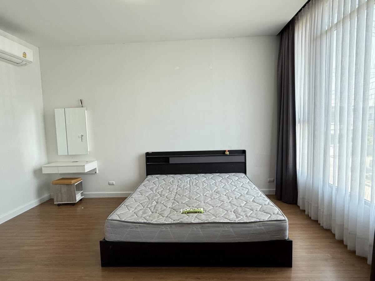 #2-story townhome for rent, Grand Pleno Village, Phahonyothin-Rangsit 🛌3 bedrooms, 3 bathrooms, near Future Park Rangsit and Zpell shopping centers, surrounded by educational institutions like Rangsit University, Bangkok University, rent 16,000 baht/month – รูปที่ 3