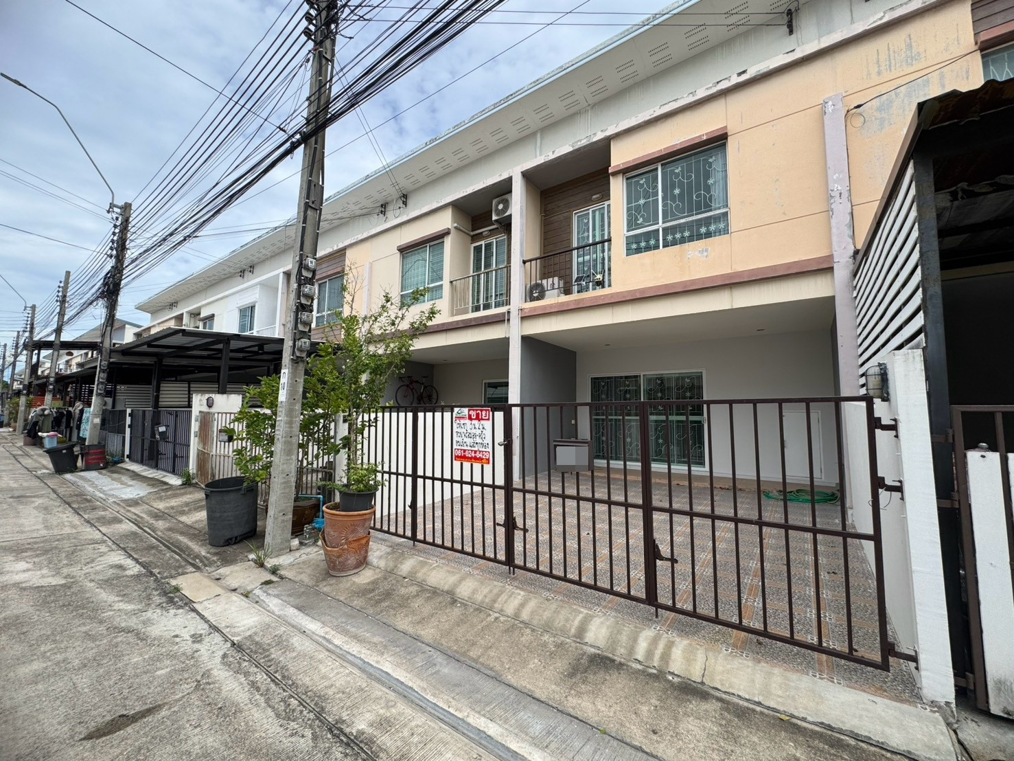 2-story townhouse for rent, Villette Lite Pattanakarn 38 (Villette Lite Pattanakarn) near APL Ramkhamhaeng (N.2294) 2-story townhouse for rent, Villette Lite Pattanakarn 38 (Villette Lite Pattanakarn) near APL Ramkhamhaeng (N.2294)
