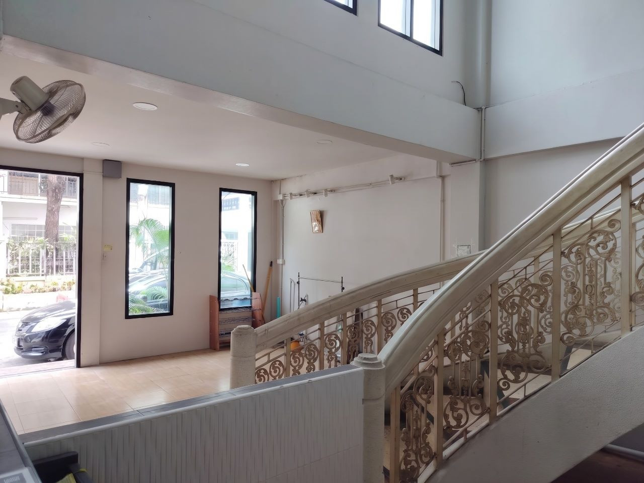 ให้เช่า บ้าน 4 ชั้น ซอยคอนแวนต์ สีลม–สาทร ใจกลางเมือง เยื้อง BNH Hospital  – รูปที่ 3