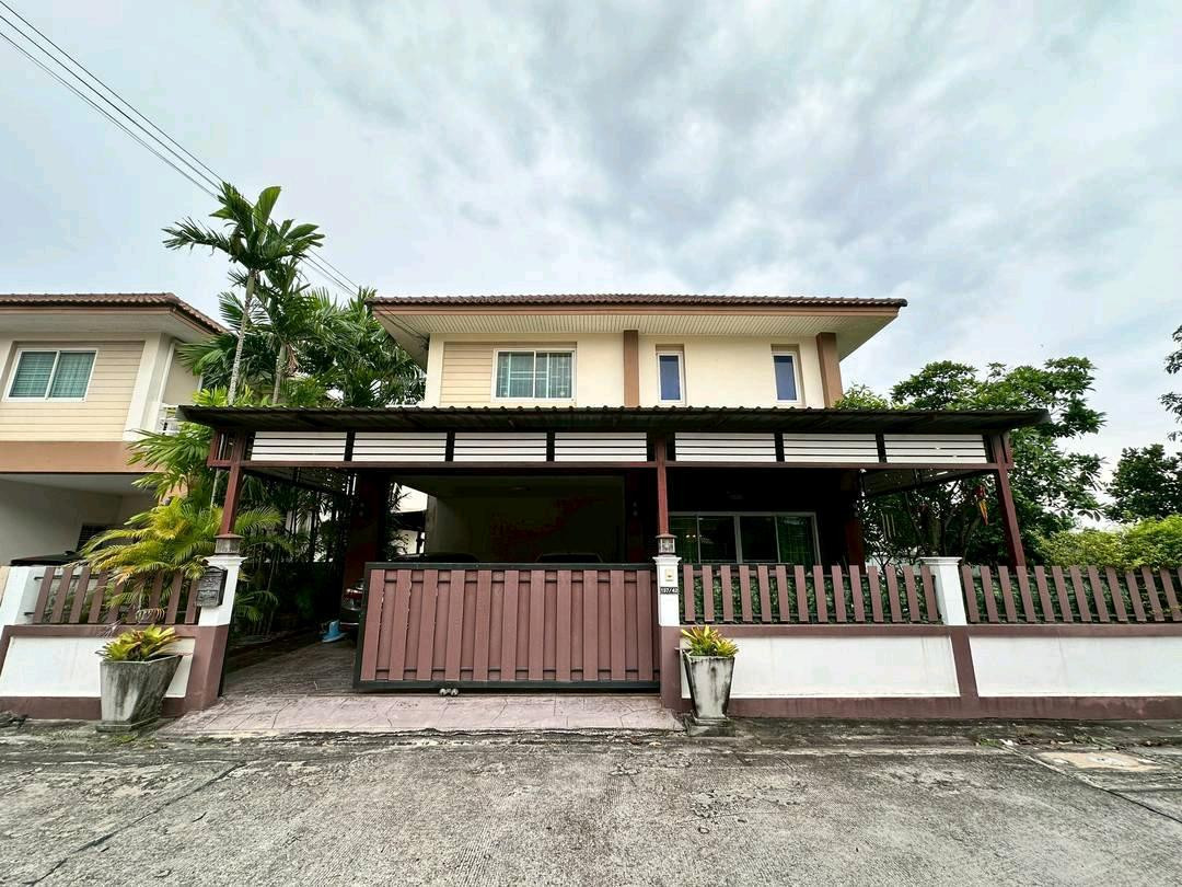 FOR SALE / FOR RENT | Spacious Detached House in Chonburi City – Prime Location & Move-In Read