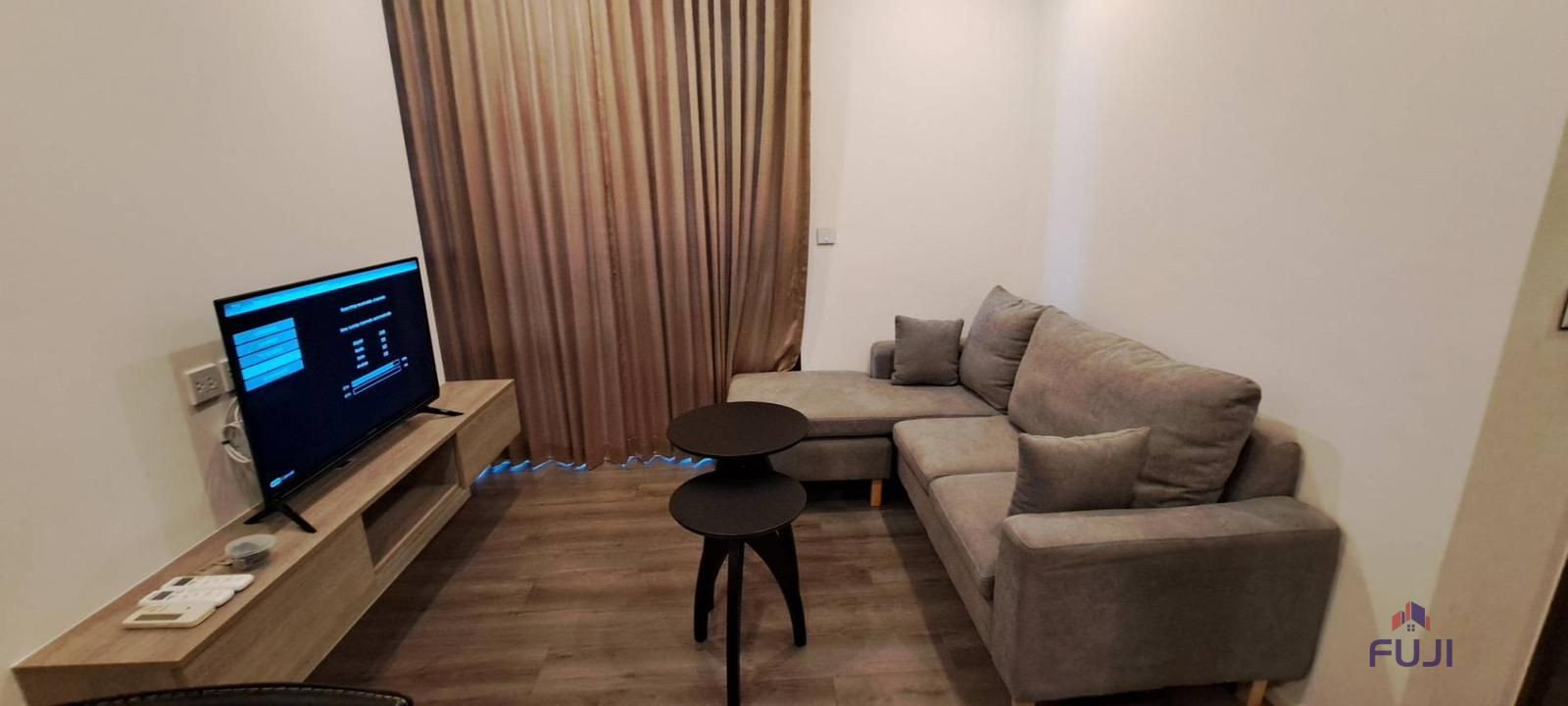 Luxury 2-Bedroom Condo for Rent at Whizdom Essence Luxury 2-Bedroom Condo for Rent at Whizdom Essence