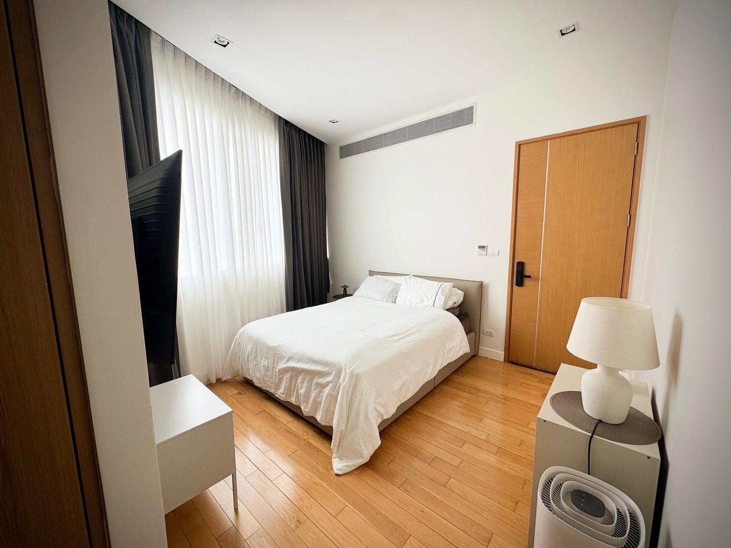 🔥 Millennium Residence | Luxury Condo ใจกลางอโศกห้องใหญ่ 146 ตร.ม. #ML093