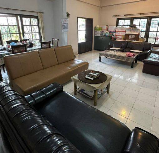 ขาย บ้านเดี่ยว พื้นที่ 68 ตร.ว. บ้านขนาดใหญ่ หมู่บ้านรุ่งเจริญ ซ.วชิรธรรมสาธิต 21  – รูปที่ 3