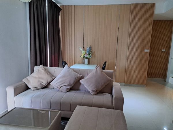 วิลล่าราชเทวี คอนโด/ 2 ห้องนอน 85 ตรม./ 29 fl./ 40,000