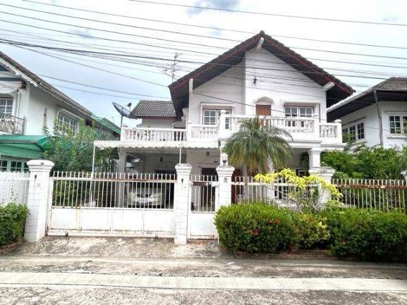 ขาย บ้านเดี่ยว พื้นที่ 68 ตร.ว. บ้านขนาดใหญ่ หมู่บ้านรุ่งเจริญ ซ.วชิรธรรมสาธิต 21 