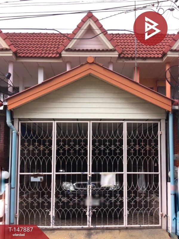 Townhouse for sale Somruthai Village, Sam Phran, Nakhon Pathom