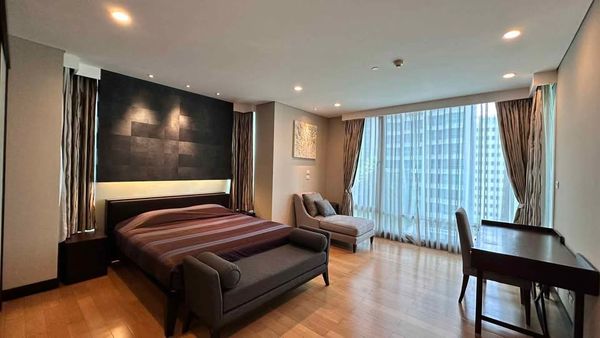 For Rent: The Park Chidlom, 180,000 THB [NCr260801]
