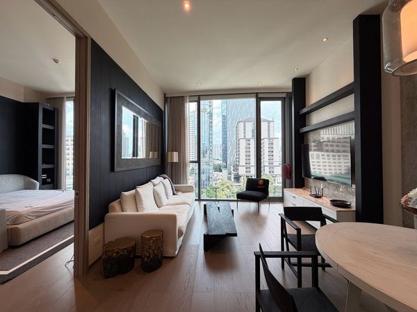 Hot Unit🔥 Resale, decorated room, fully furnished, cheapest in the project at Scope Langsuan. Interested 0655546998