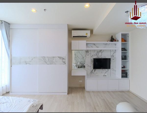 ✨ For Sale : Ideo Mobi Sukhumvit East point  Condo ✨  💰 Only 3,290,000 THB