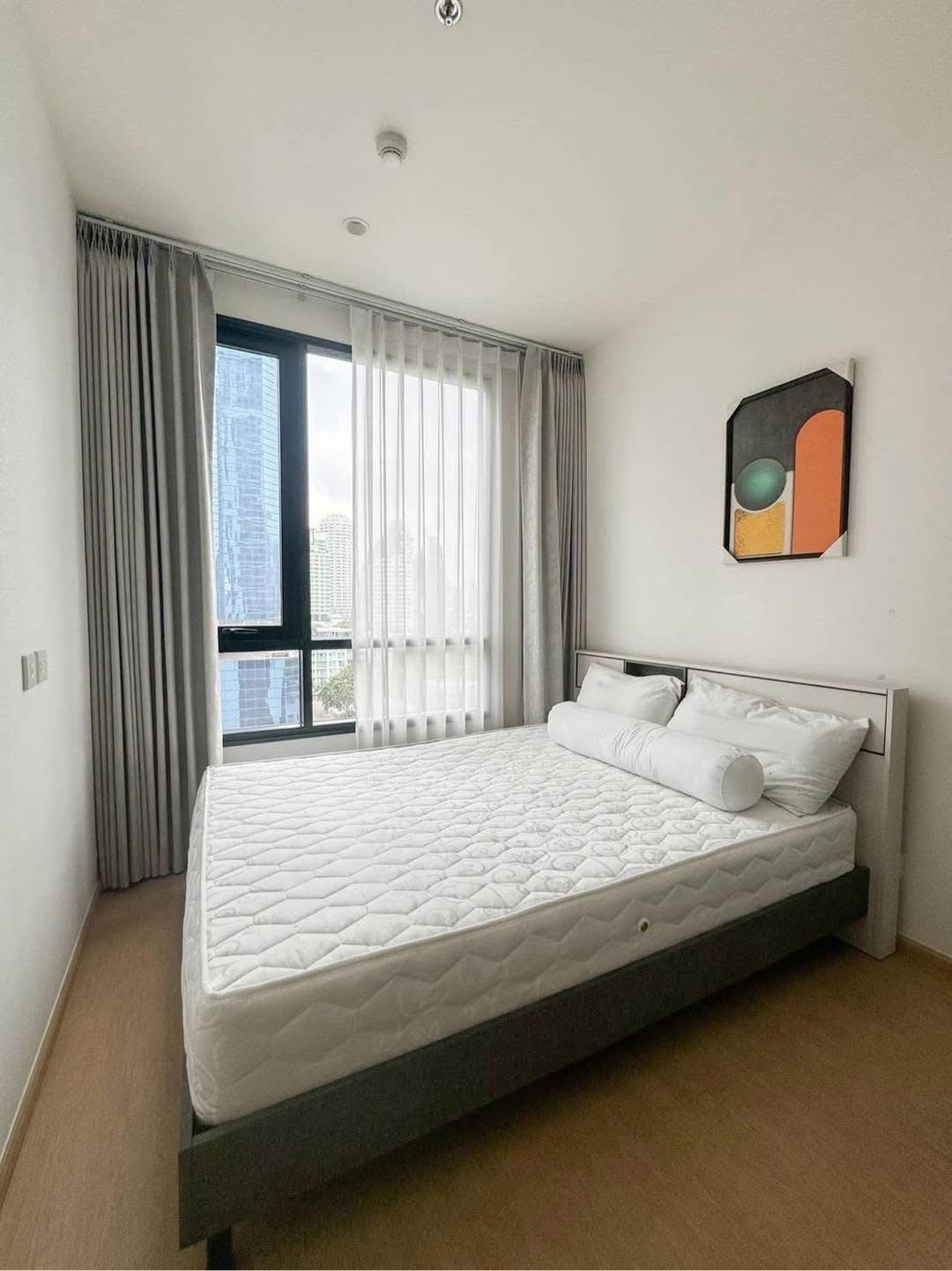 9.5 ล้าน ได้ทั้ง 2 ห้องนอนและ Pet-Friendly ในใจกลางเอกมัย – รูปที่ 3