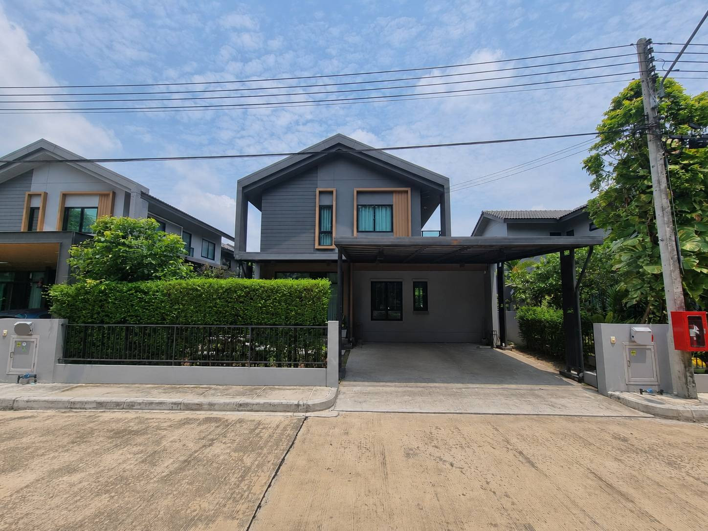 Kanasiri Ratchapruek - 346 / 3 Bedrooms (FOR SALE) FAIR055