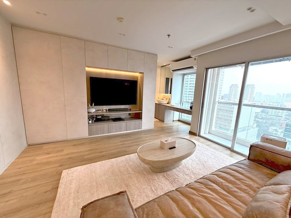 🏙️ ขายคอนโด Silom Suites ห้องสวยใหญ่ !! – รูปที่ 3