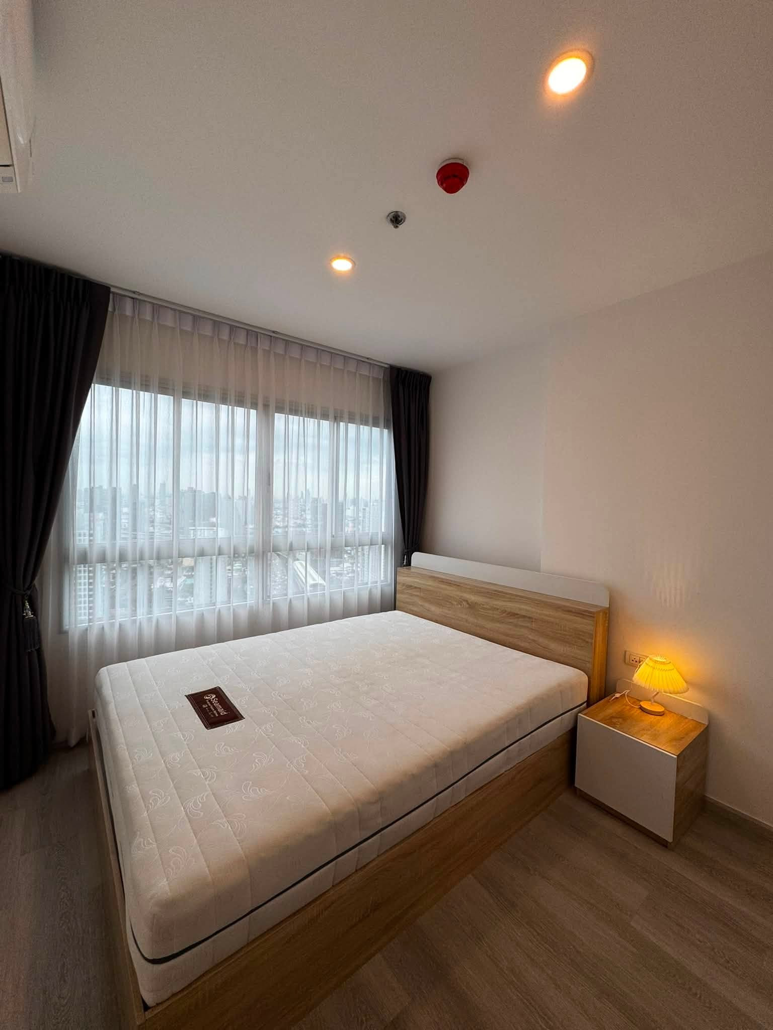 *** (1BedPlus) Condo for rent : Elio Sathon - Wuttakat *** 