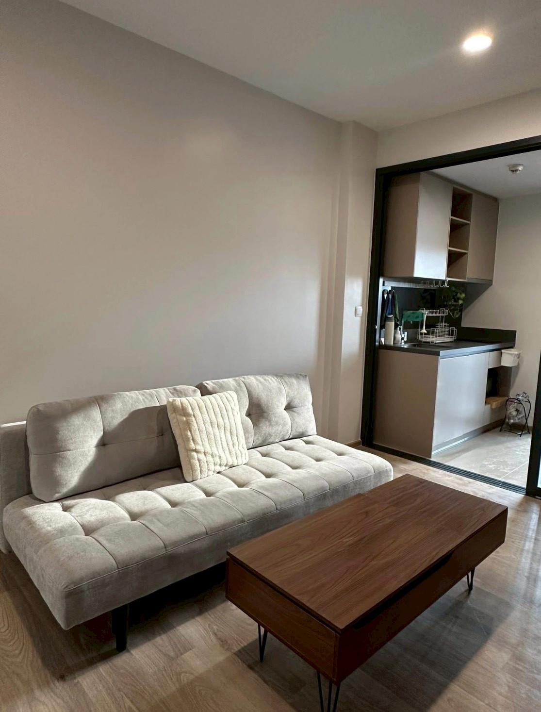ปล่อยเช่า Oka Haus ชั้น 26 (มีอีกหลายห้อง ทักมาสอบถามได้) – รูปที่ 2