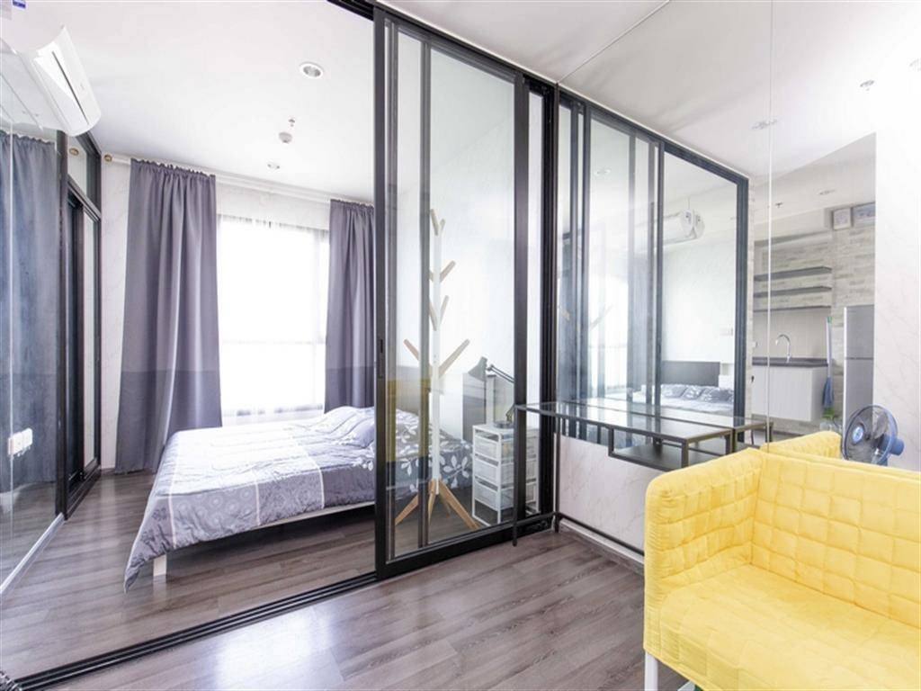 !! Beautiful room for rent, Condo The Base Park West Sukhumvit 77, near BTS On Nut. !! Beautiful room for rent, Condo The Base Park West Sukhumvit 77, near BTS On Nut.