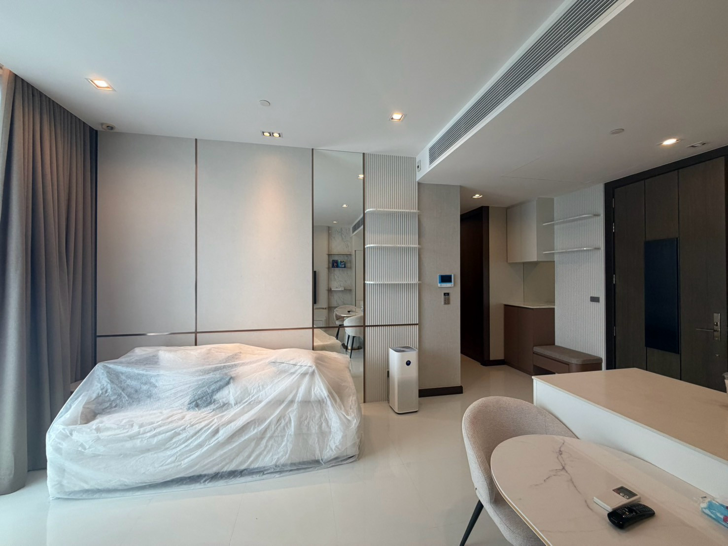 For Rent Q1 Sukhumvit 2beds size 95 sq.m. F/F For Rent Q1 Sukhumvit 2beds size 95 sq.m. F/F