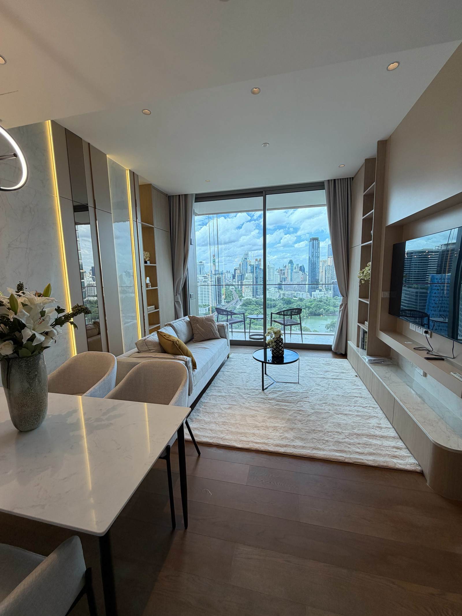 Dusit Parkside (ดุสิต พาร์คไซด์) 1 Bedroom 66 sq.m – High-End Residence Next to Lumpini Park Dusit Parkside (ดุสิต พาร์คไซด์) 1 Bedroom 66 sq.m – High-End Residence Next to Lumpini Park