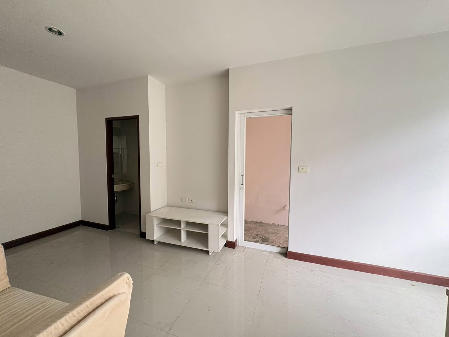 Ease ratchada condo, very cheap room, ready for you to reserve 😎