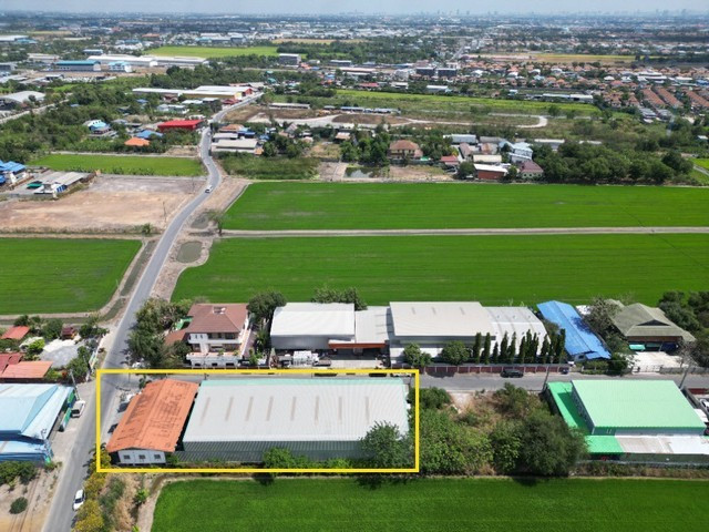 ขายโกดัง (คลังสินค้า)+สำนักงาน และบ้านพัก ต.ลำโพ อ.บางบัวทอง จ.นนทบุรี, ราคา 9.5 ล้านบาท (บนพื้นที่ 1 ไร่) ขายโกดัง (คลังสินค้า)+สำนักงาน และบ้านพัก ต.ลำโพ อ.บางบัวทอง จ.นนทบุรี, ราคา 9.5 ล้านบาท (บนพื้นที่ 1 ไร่)