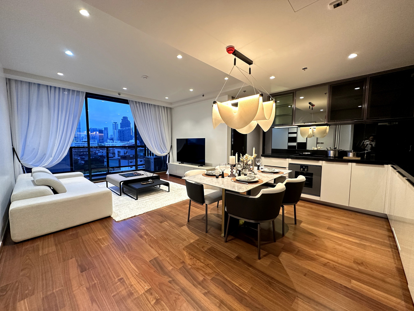 🏙️ 132.12 SQ.M. FAMILY HOME IN CHAROENKRUNG — JUST 280 M FROM SHREWSBURY INTERNATIONAL SCHOOL