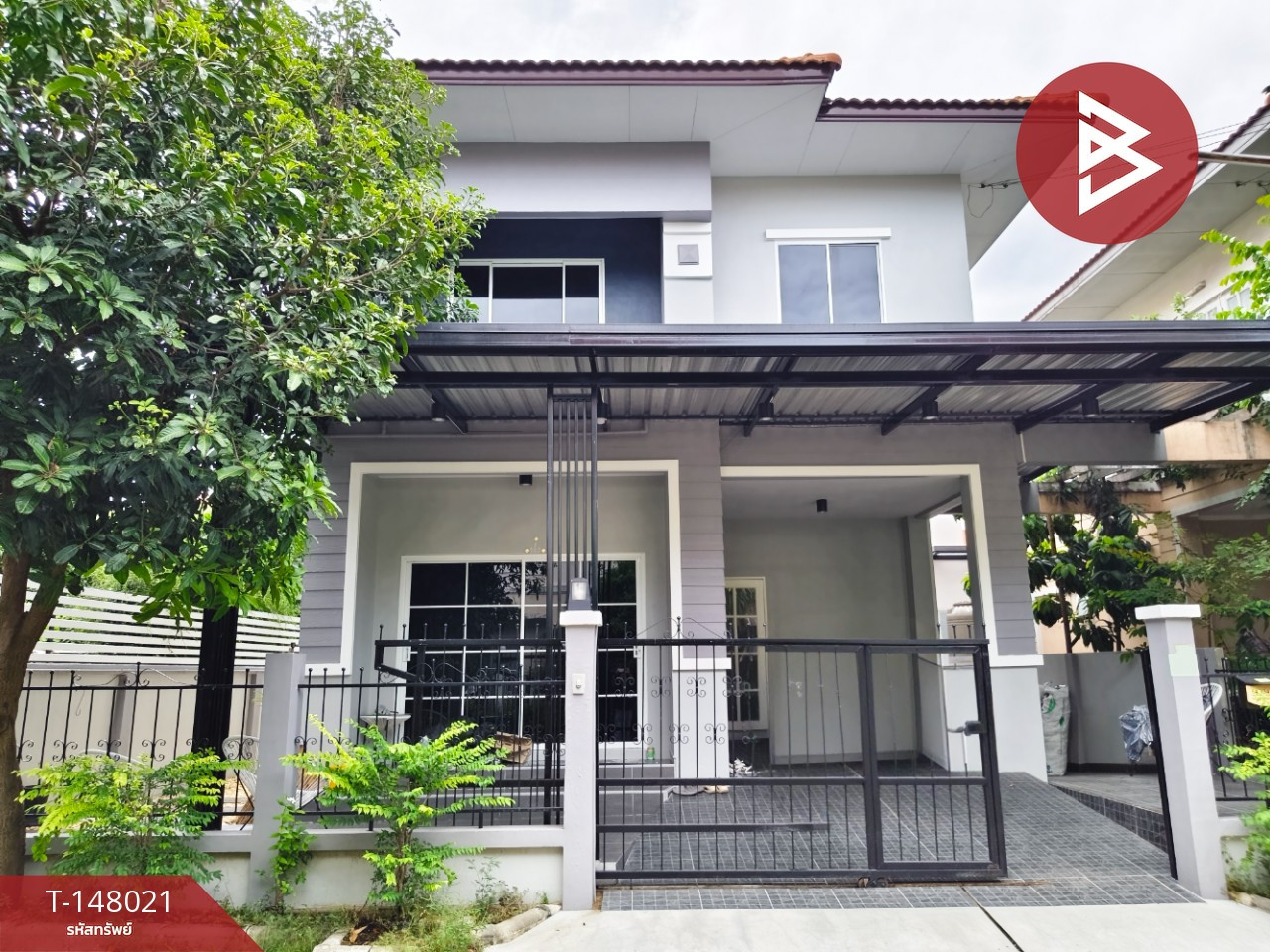 Single house for sale, Lalin Phraeksa Village (Soi Mangkorn-Khandi), Samut Prakan, ready to move in.