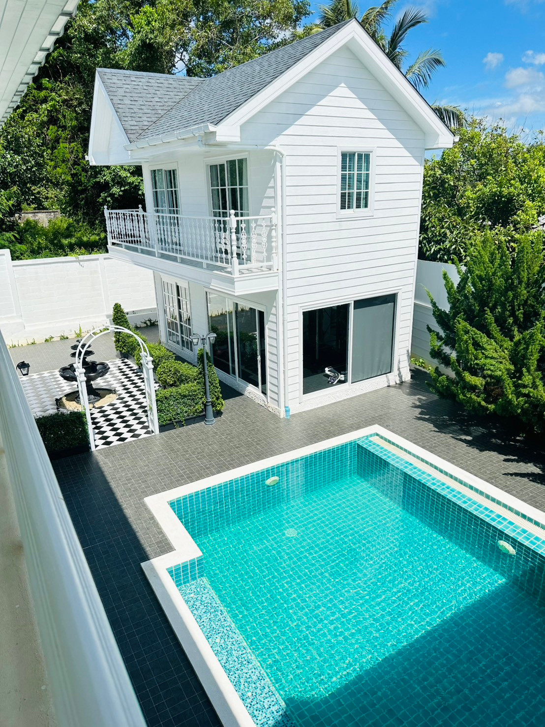 Pool villa for sale with large plot of land In the Cherng Talay – Khok Tanod zone, Phuket Pool villa for sale with large plot of land In the Cherng Talay – Khok Tanod zone, Phuket