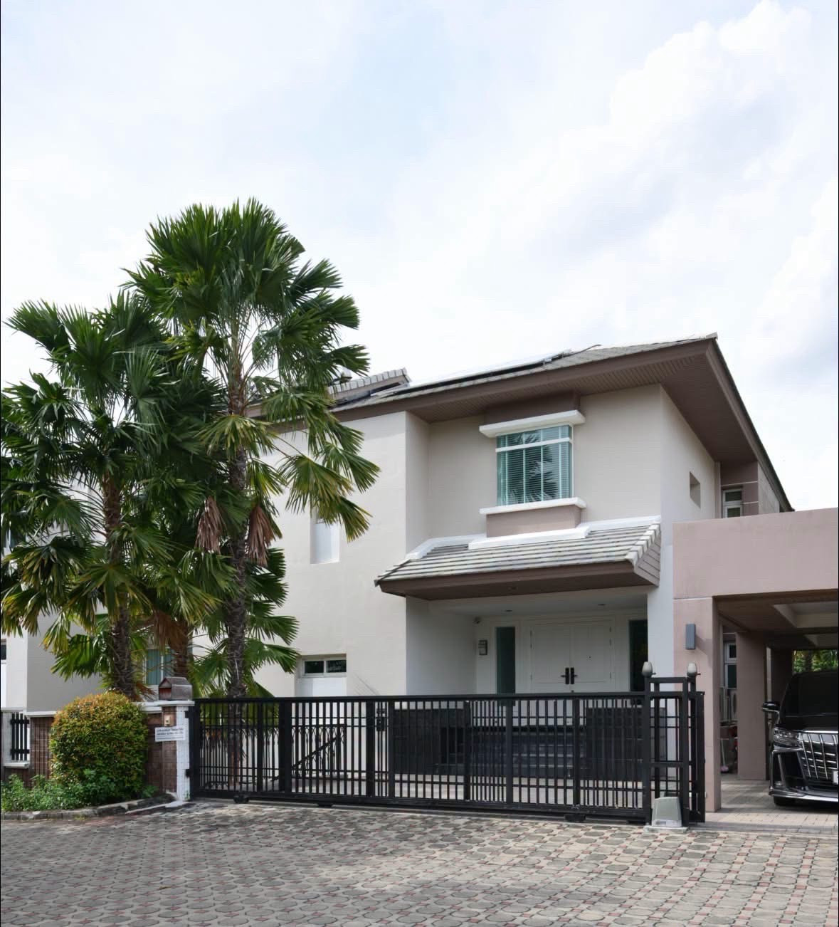 บ้าน Ultra Luxury วิวทะเลสาบพร้อมสระว่ายน้ำส่วนตัวและลิฟต์ ใกล้ ISB บ้าน Ultra Luxury วิวทะเลสาบพร้อมสระว่ายน้ำส่วนตัวและลิฟต์ ใกล้ ISB