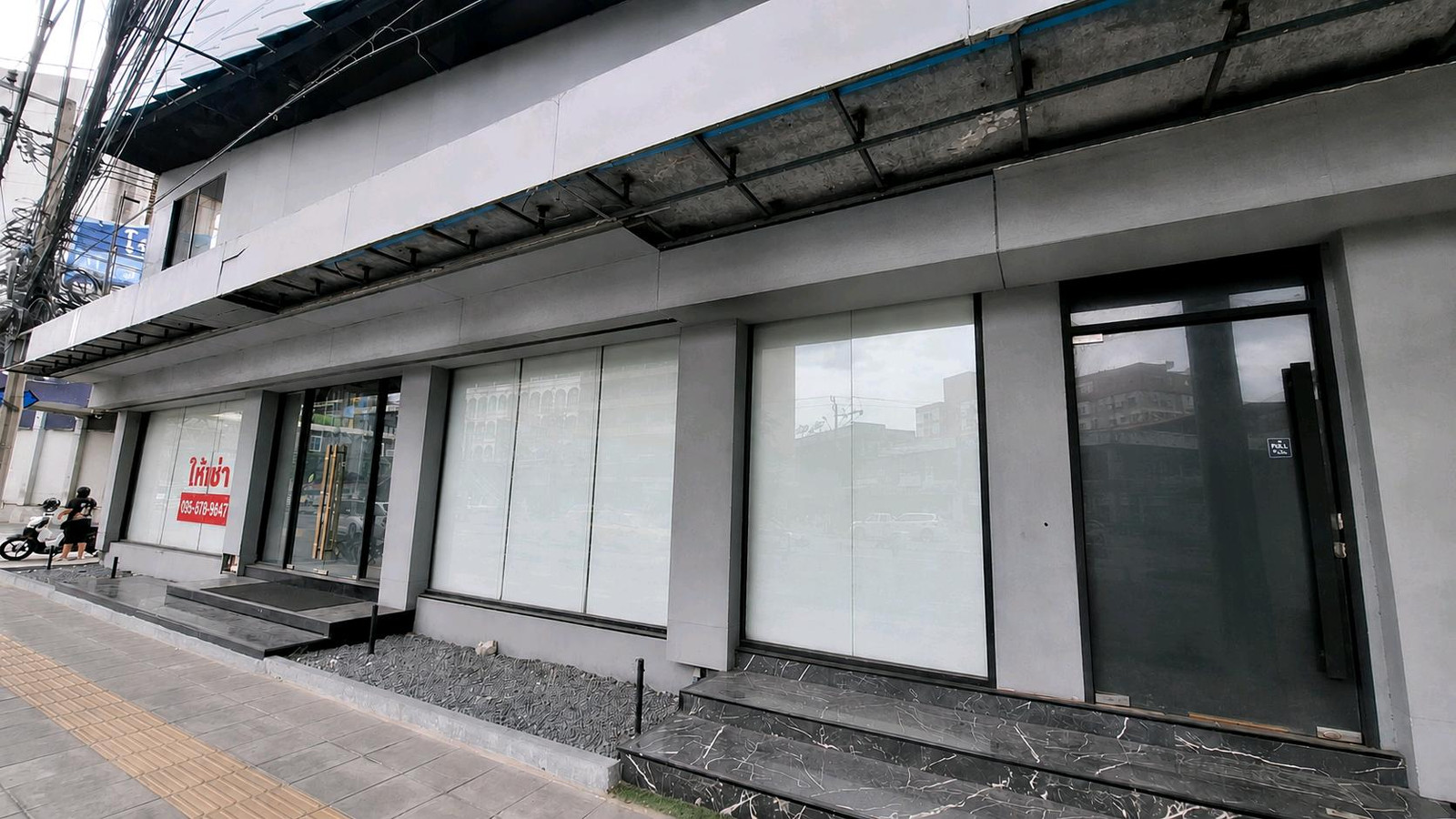 ให้เช่าอาคาร Stand Alone | Showroom + Head Office | ดินแดง–อนุสาวรีย์ชัยสมรภูมิ กรุงเทพฯ – รูปที่ 4