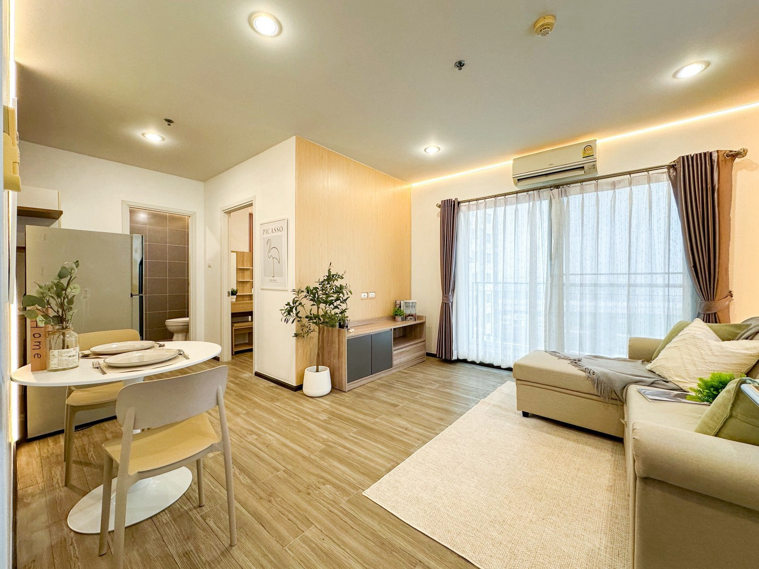 🔥 Selling for 5 hundred thousand lower than the Department of Lands appraised value! 🔥 🌟 Origins Bangmod (Origins Rama 2) 🌟 Edge room 40 sq m, 9th floor, pool view, no building blocks! ✨ 🔥 Selling for 5 hundred thousand lower than the Department of Lands appraised value! 🔥 🌟 Origins Bangmod (Origins Rama 2) 🌟 Edge room 40 sq m, 9th floor, pool view, no building blocks! ✨