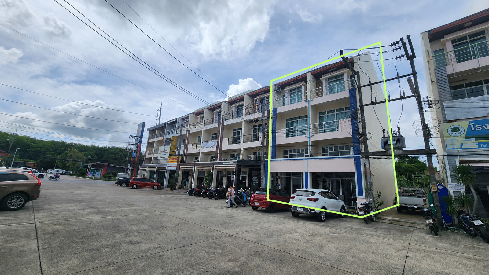 🏢 4-Story Commercial Building for Sale on Main Road near Robinson Lifestyle Chalong | 499.38 sq.m. | THB 13.5M 🏢 4-Story Commercial Building for Sale on Main Road near Robinson Lifestyle Chalong | 499.38 sq.m. | THB 13.5M