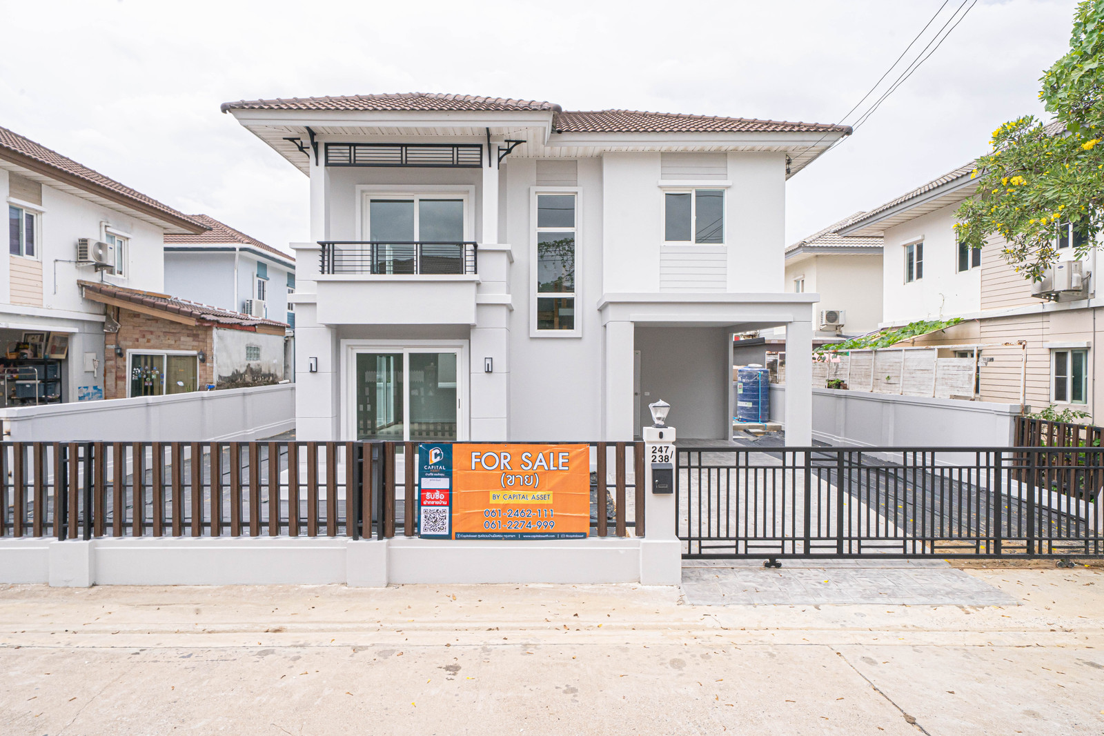 Newly renovated house for sale, Pruksa Village Thepharak - Wongwaen