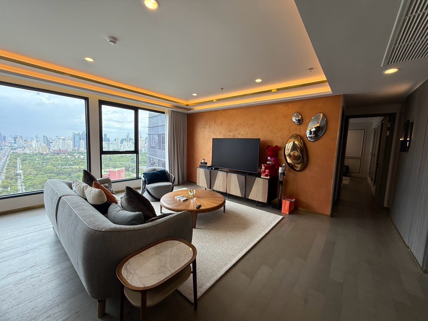Luxury Living in the heart of Rama 4, high floor, Benjakitti Park view, near MRT Khlong Toei. – รูปที่ 3