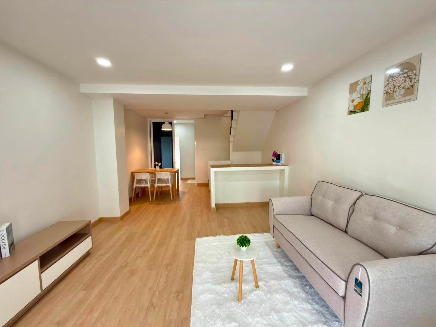 K-7127 🔥🔥Corner townhouse, newly decorated, for sale! Townhouse Suan Luang Ville 5, Chaloem Phrakiat Rama 9 Soi 28, good location, can enter and exit in many ways.