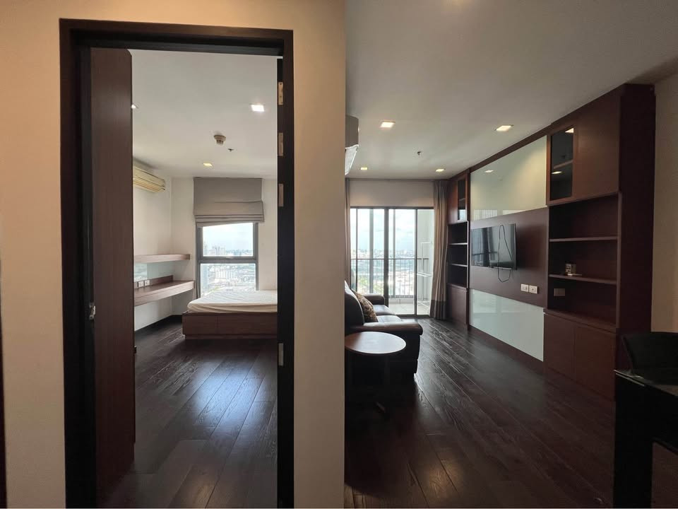 2Bedrooms 2Bathrooms🏢 Ideo Q Phayathai 70 sq.m. (60m. from BTS Phayathai &Airport Link ) Fully furnished