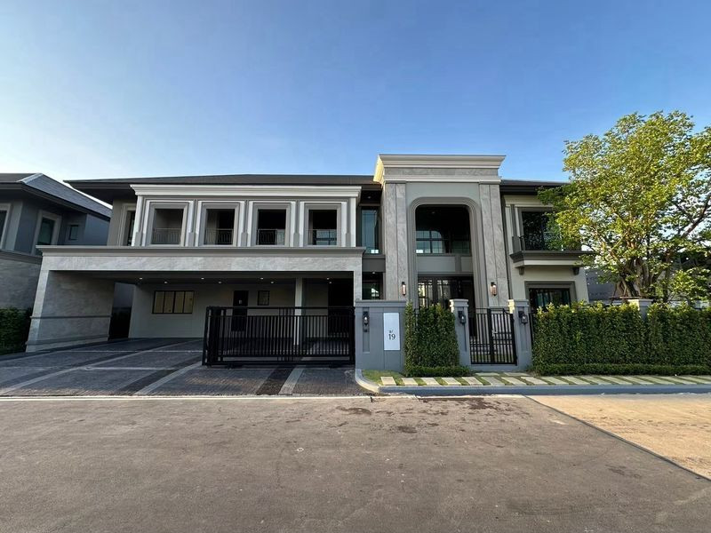 💥 Luxury mansion for sale, Grand Bangkok Boulevard, Krungthep Kreetha (largest type), 127 sq m, 604 sq m, garden front, fully decorated, ready to move in, only 45 million baht (cheapest in the project!) 💥 💥 Luxury mansion for sale, Grand Bangkok Boulevard, Krungthep Kreetha (largest type), 127 sq m, 604 sq m, garden front, fully decorated, ready to move in, only 45 million baht (cheapest in the project!) 💥