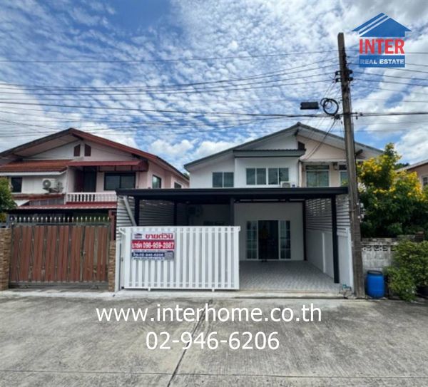 บ้านแฝด 2 ชั้น 34.6 ตร.ว. บ้านแฝด ใกล้สถานีรถไฟฟ้า กม.4 สายสีชมพู ซอยรามอินทรา8 แยก5 ถนนรามอินทรา ถนนลาดปลาเค้า เขตบางเขน กรุงเทพมหานคร