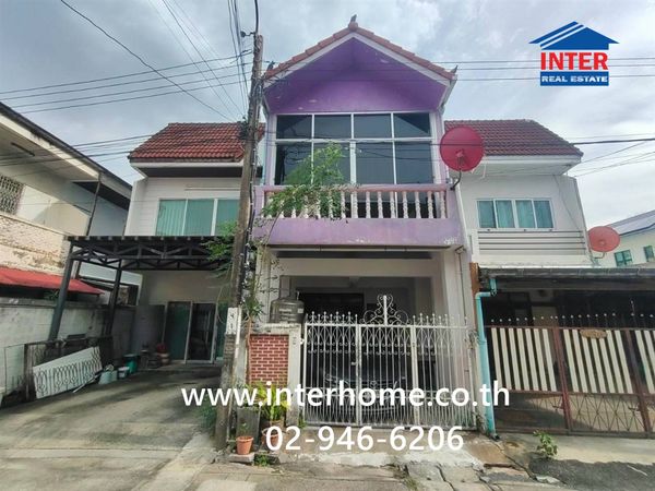 ทาวน์เฮ้าส์ 2 ชั้น 16 ตร.ว. หมู่บ้านลาดพร้าว87 โครงการ1 บ้านทำเลลาดพร้าว บ้านแนวรถไฟฟ้าสายสีเหลือง ซอยลาดพร้าว87 แยก3 เขตวังทองหลาง กรุงเทพมหานคร