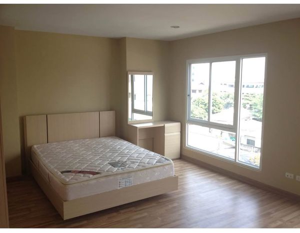 (รหัส SM2124) ขายคอนโด โครงการ Regent Home 9 Sukhumvit 64 : รีเจ้นท์ โฮม 9 สุขุมวิท 64