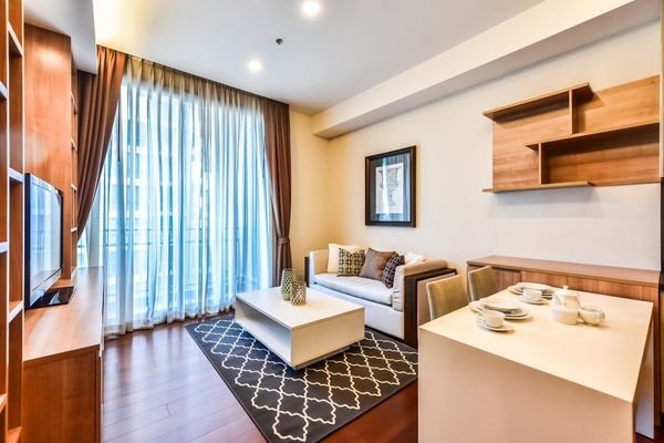 Best Price 💗ให้เช่า Quattro By Sansiri ตกแต่งลัคชูรี่ พร้อมอ่างอาบน้ำ  เฟอร์ครบ ตกแต่งพร้อมเข้าอยู่ 💙DS4048 | Line @Dstay
