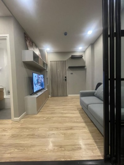 🏙️ Groove Condo Ratchada–Ladprao: 1-bedroom unit, 22.78 sq.m., 4th floor, fully furnished, ready to move in. Close to MRT and the Yellow Line.
