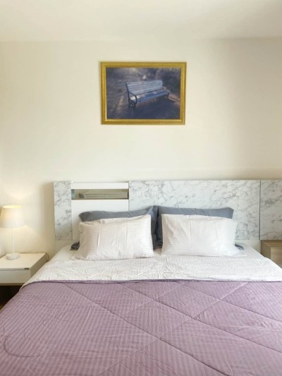 🌿 Life Asoke, 1 Bedroom Condo, 29 sq.m., 20th Floor, near MRT Phetchaburi and ARL Makkasan, Ready to Move In  ✨ This condo boasts a prime location in Asoke, offering excellent transportation links. It's close to both MRT Phetchaburi and Airport Rail 