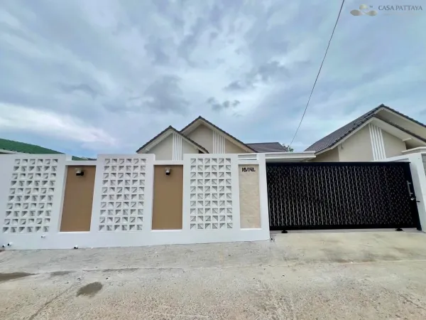 Newly Built Single House with Private Pool near Wanasin Market
