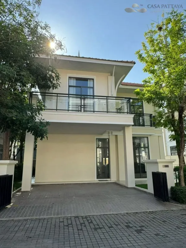 Luxury Pool Villa for Sale in Tadarawadi Village