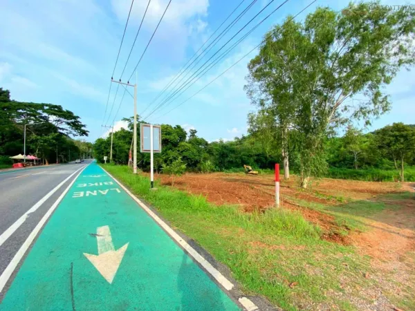 Prime Land for Sale | Main Road Silverlake - Khao Chi Chan, Pattaya
